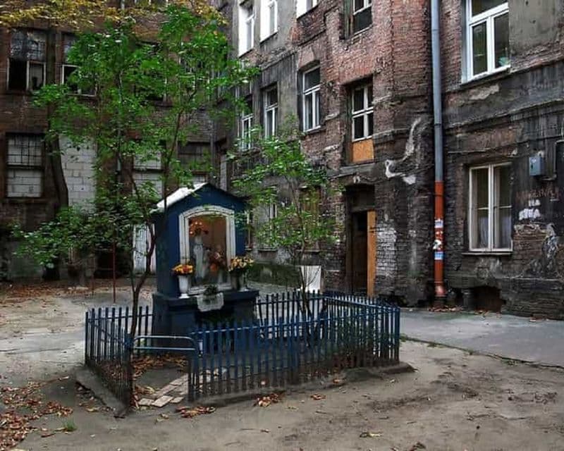 Varsovie: visite du quartier de Praga avec musée de la vodka et dégustation