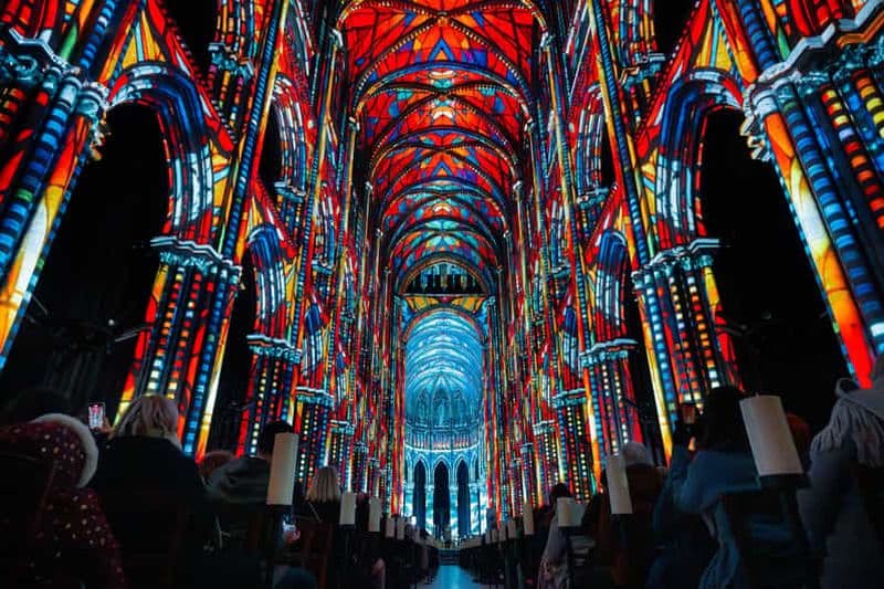 Basilique de Reims : Spectacle de Son et Lumière Immersif - LUMINISCENCE