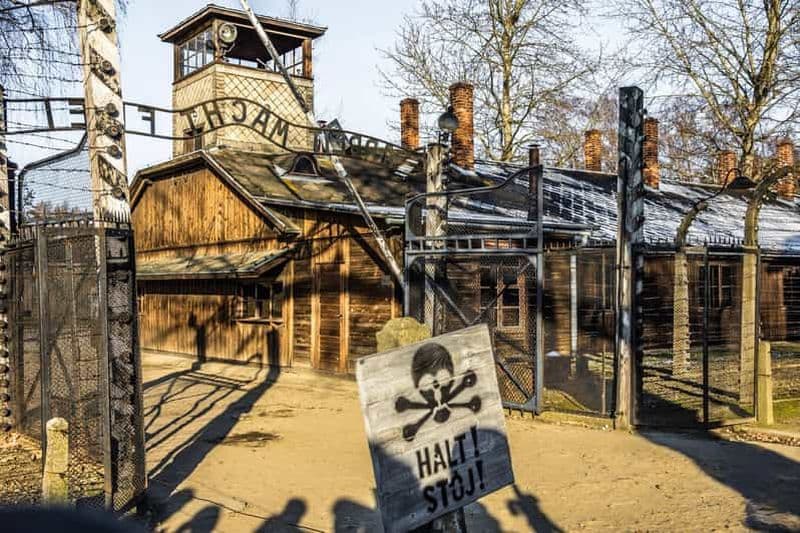 Billet Auschwitz-Birkenau : Billet d'entrée en file d'attente et visite guidée
