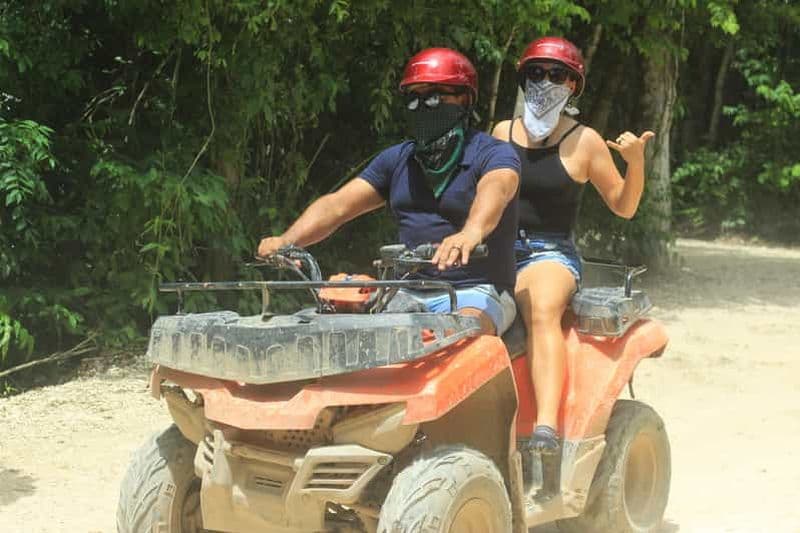 Billet Au départ de Cancún : excursion en quad, en tyrolienne et dans les cénotes avec transport
