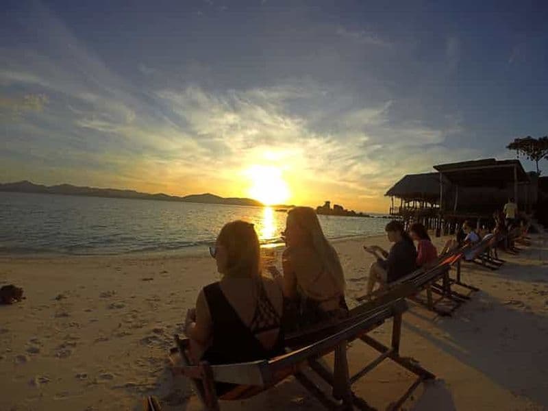 Billet Phuket : Phi Phi Sunrise Boat Tour à Bamboo et Khai Island