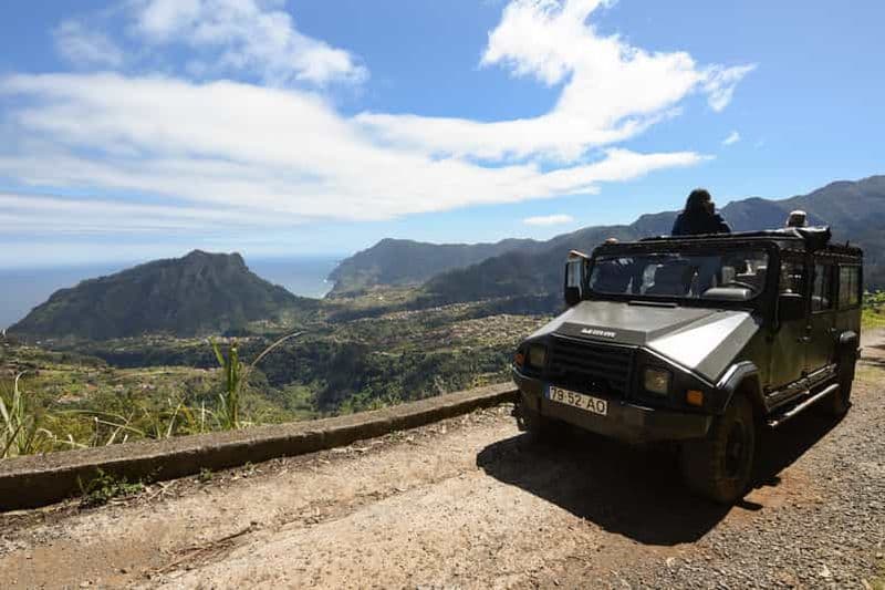 Safari 4x4 privé à Madère, journée complète à Santana ou Porto Moniz