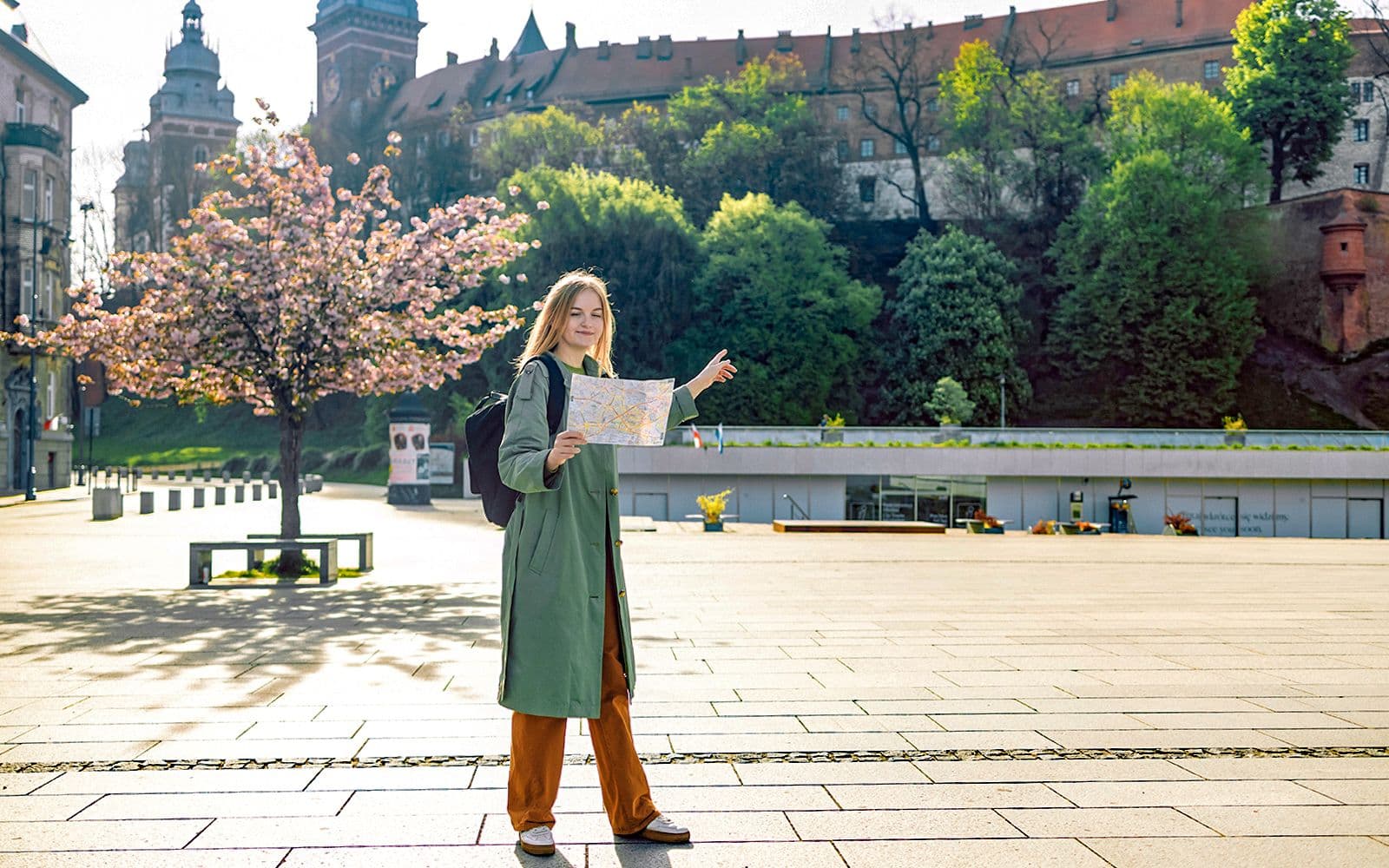 Visite guidée du château de Wawel, de la cathédrale et du musée souterrain Rynek avec déjeuner