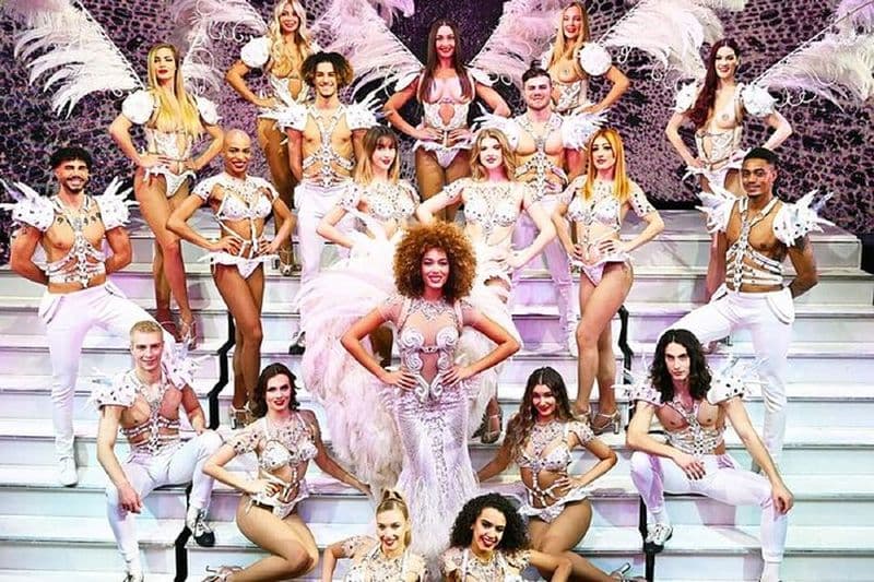 Billets pour le Cabaret Paradis Latin à Paris avec dîner