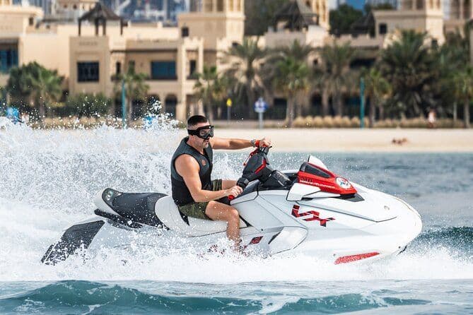 Balade de 30 minutes en jet-ski à Dubaï