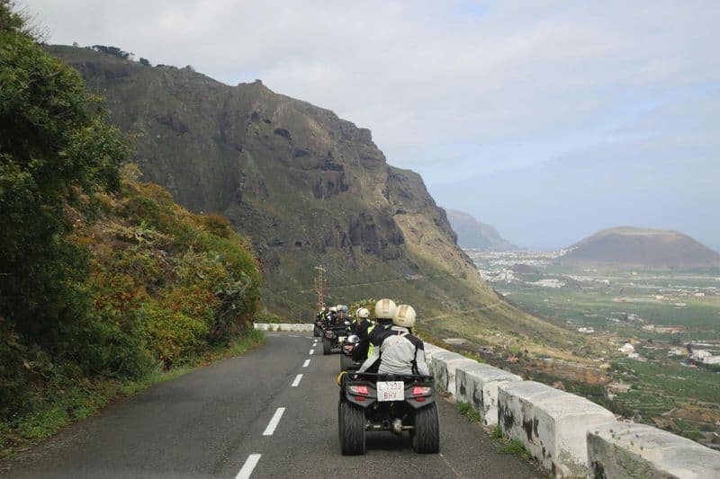 Excursion en quad à Tenerife, des vues côtières aux hauteurs boisées