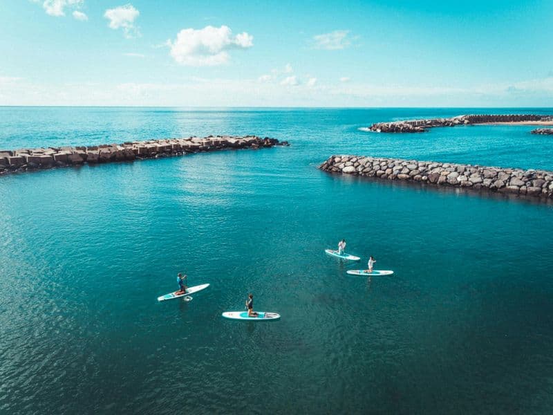Cours de stand-up paddle à Calheta Beach