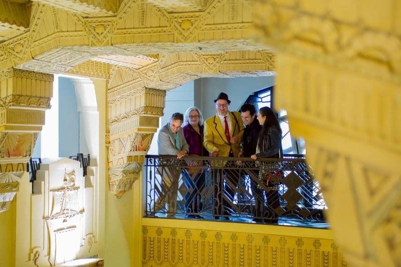 Vancouver Hidden History Guided Walking Tour with Sweets Tasting