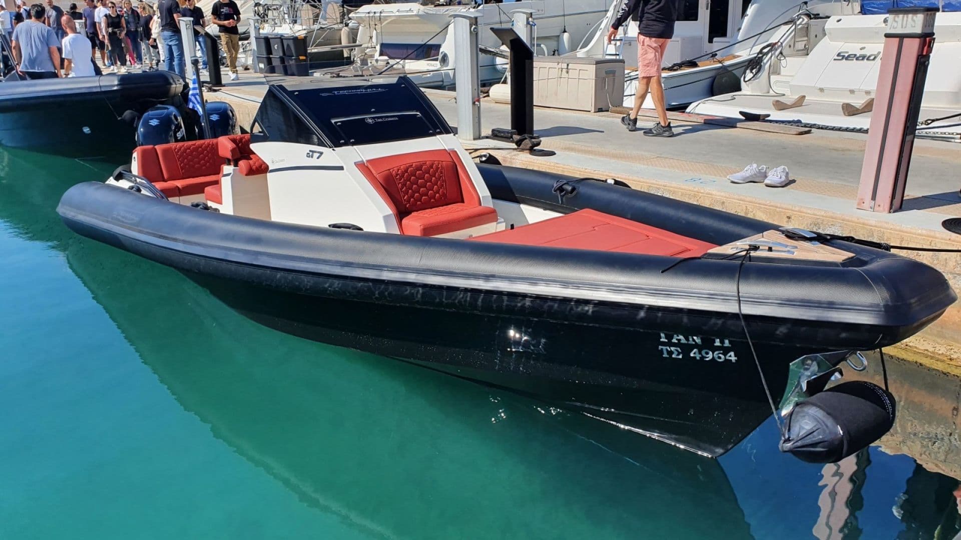 Location de bateau - Technohull Sea DNA 999 (Semi-rigid)