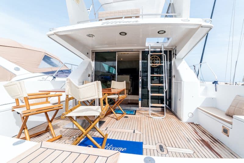 Mochi Craft 42 Fly (Motorboat)