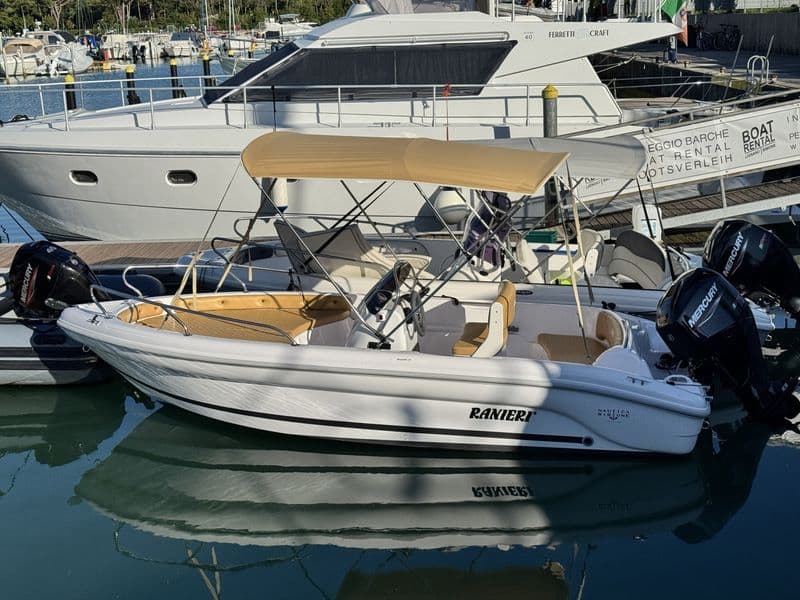 Billet Ranieri Shark 17 (Motorboat)