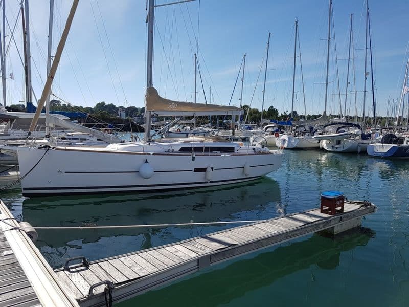 Dufour 350 Grand Large (Sailboat)