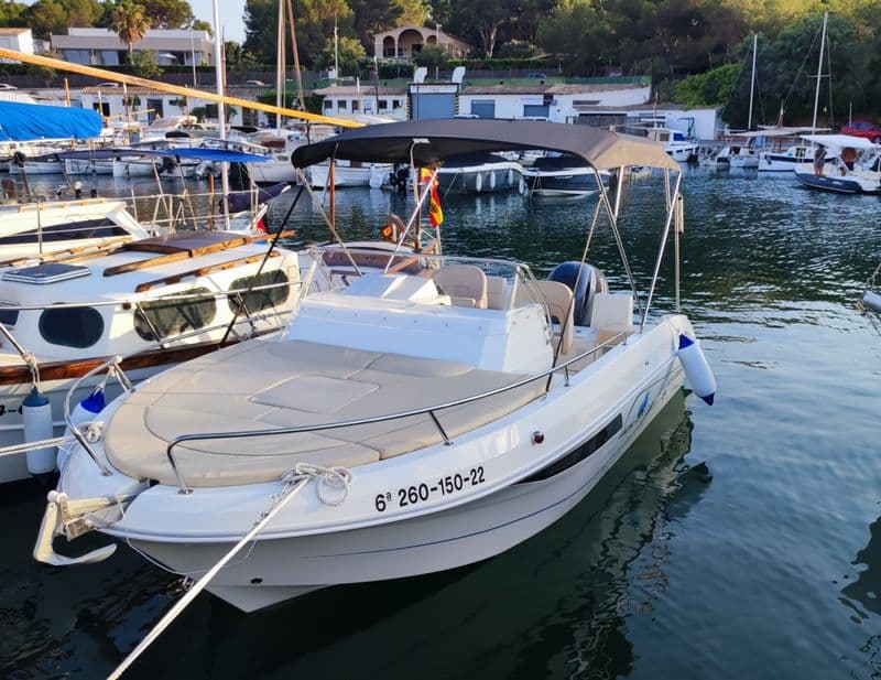 Pacific Craft 630 (Motorboat)