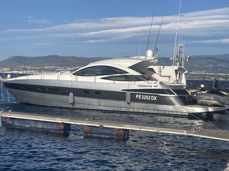 Pershing 46 (Motorboat)