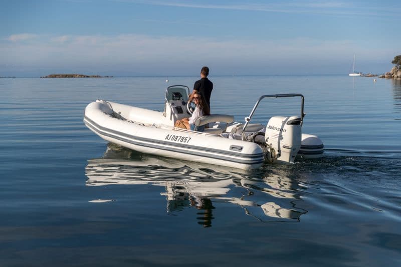 Billet Bombard Explorer 640 (Semi-rigid)