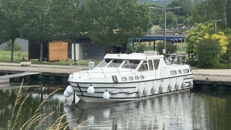Tarpon 42 (Barge)