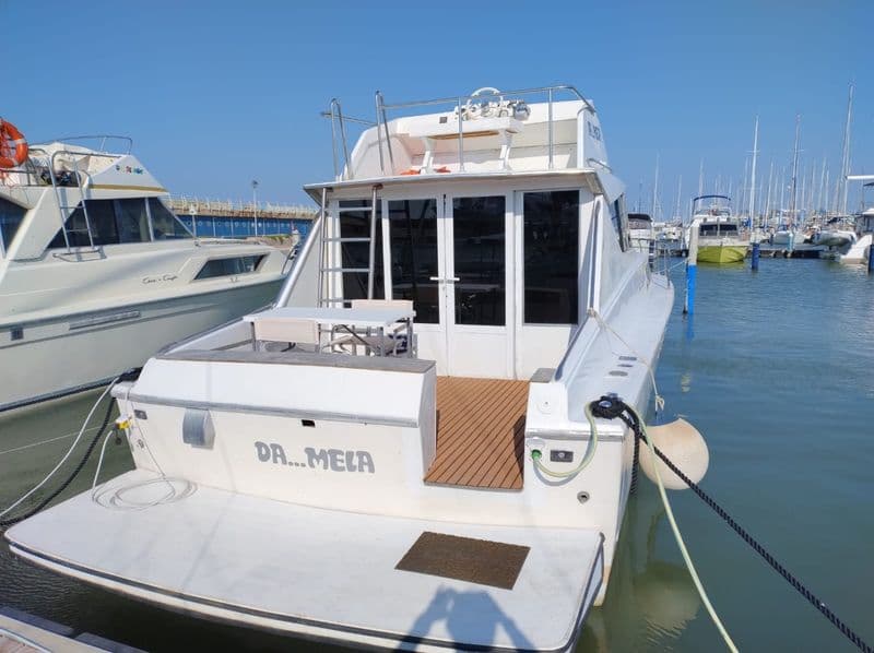 Chris Craft Corvette 37 (Motorboat)