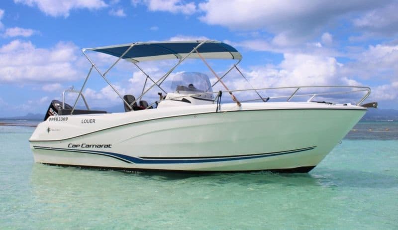 Location de bateau - Jeanneau Cap Camarat 6.5 CC Serie 3 (Motorboat)