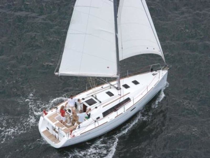 Location de bateau - Bénéteau Oceanis 34 (Sailboat)