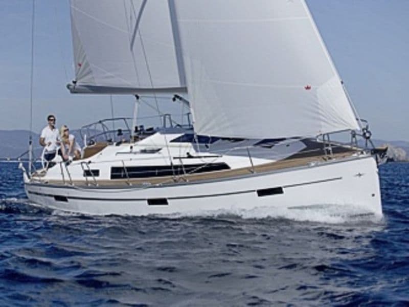 Billet Location de bateau - Bavaria Cruiser 37 (Sailboat)