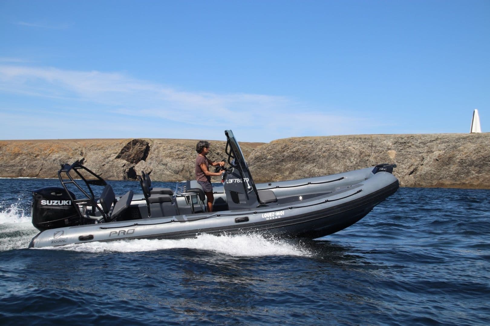 Zodiac Pro 7 (Semi-rigid)