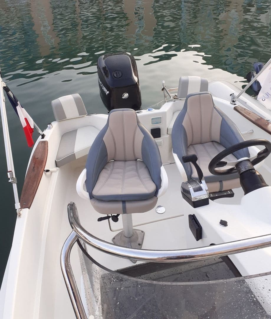 Location de bateau - Quicksilver 555 Commander (Motorboat)