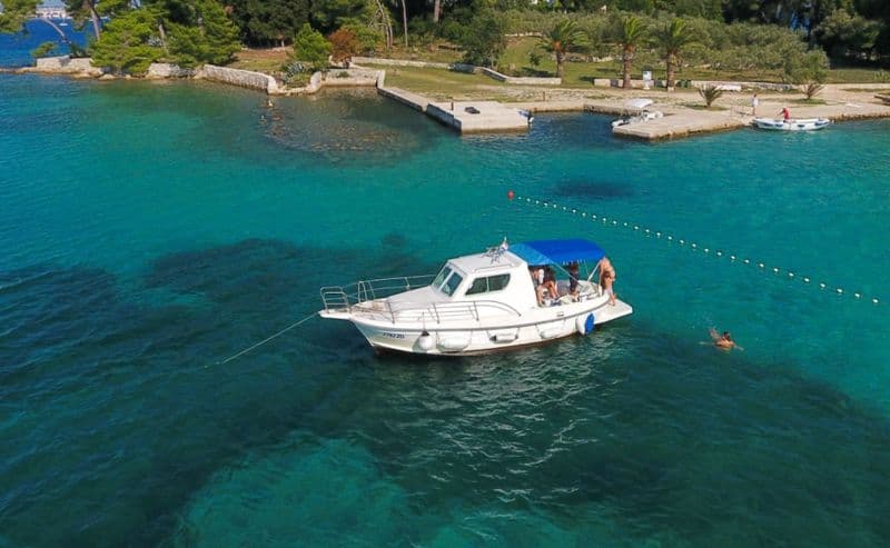 Location de bateau - Araussa 25 (Motorboat)