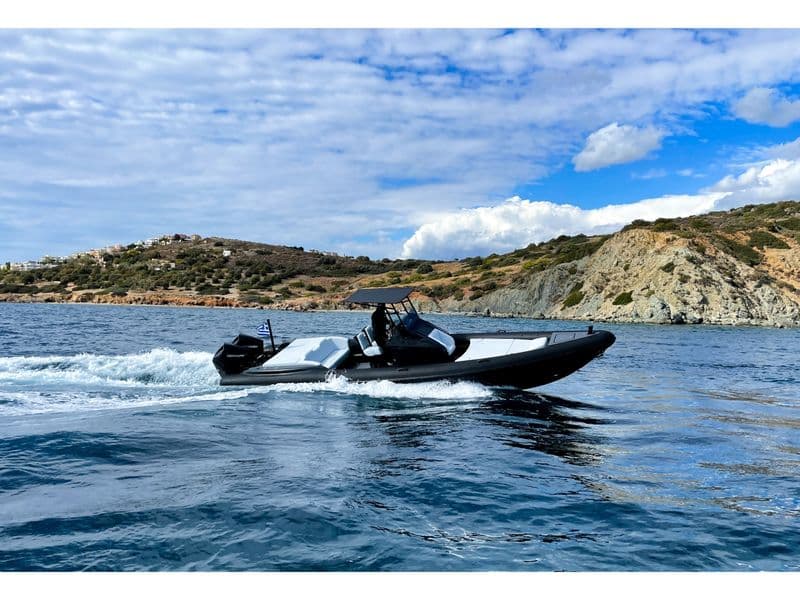 Billet Rock Marine 30 (Motorboat)