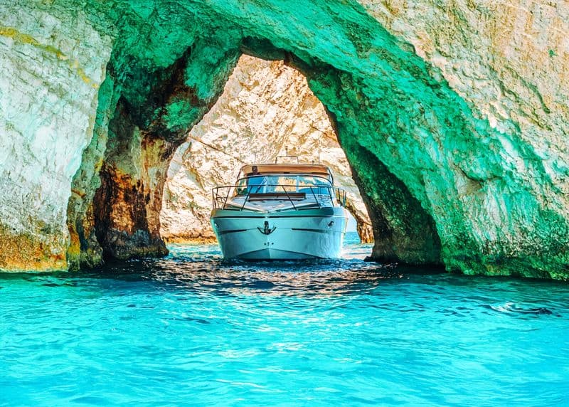 Location de bateau - Cranchi Mediterranee 41 (Motorboat)