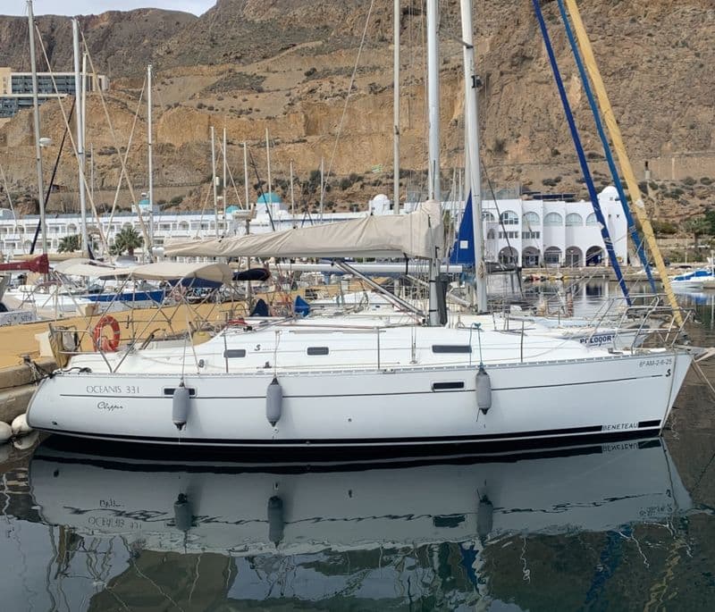 Bénéteau Oceanis 331 Clipper (Sailboat)