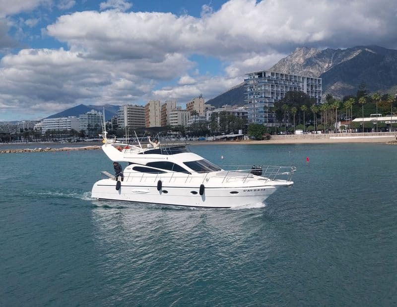 Rodman 44 Fly (Motorboat)