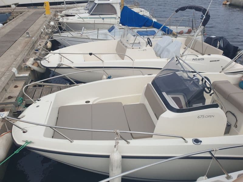 Location de bateau - Quicksilver 675 Open Activ (Motorboat)