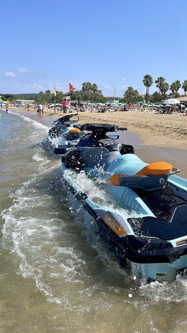 Sea-Doo WAKE PRO 230 (Jetski)