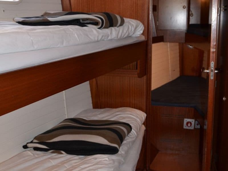 Delphia 47 (Sailboat)