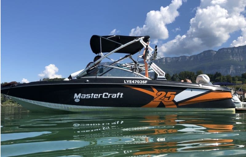 Mastercraft X25 (Motorboat)