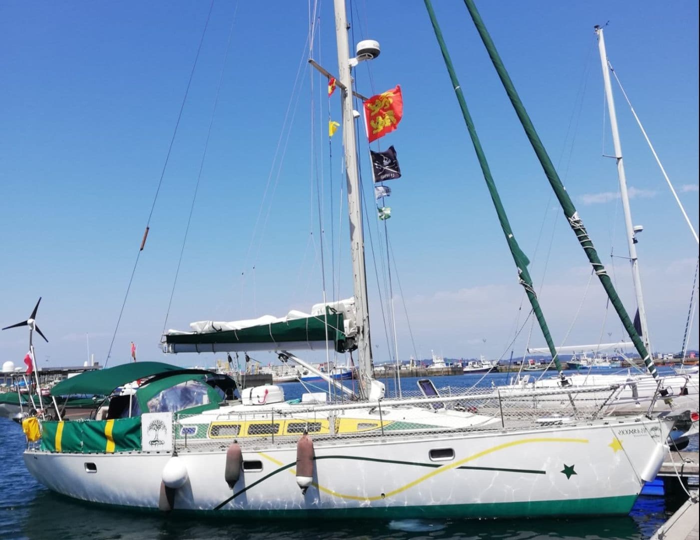 Feeling 446 (Sailboat)