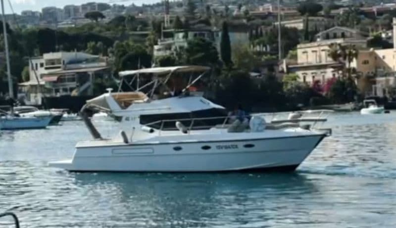 Azimut 37 Cabinato (Motorboat)