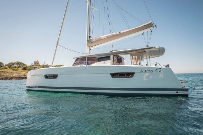 Fountaine Pajot Astrea 42 (Multihull)