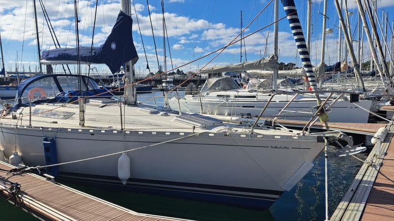 Bénéteau First 35 (Sailboat)