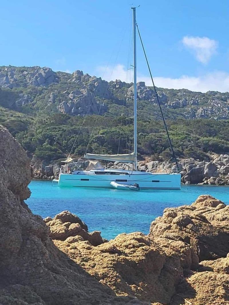 Dufour 410 (Sailboat)