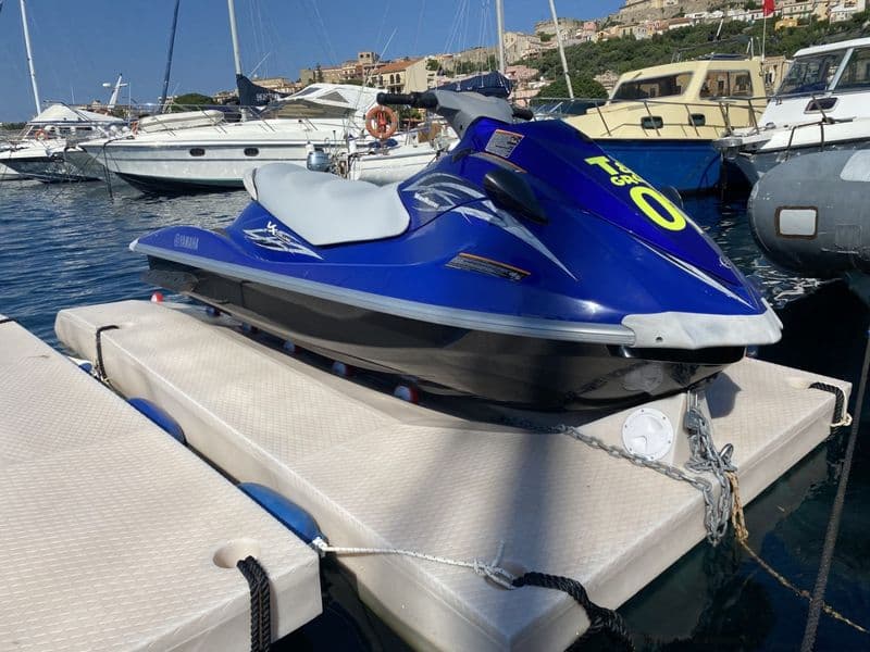 Yamaha vx1100 (Jetski)