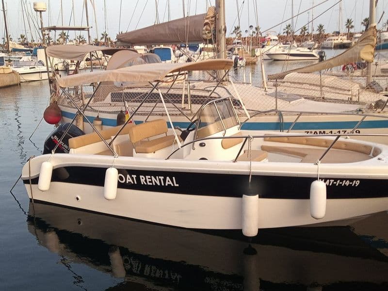 Selva 600 (Motorboat)