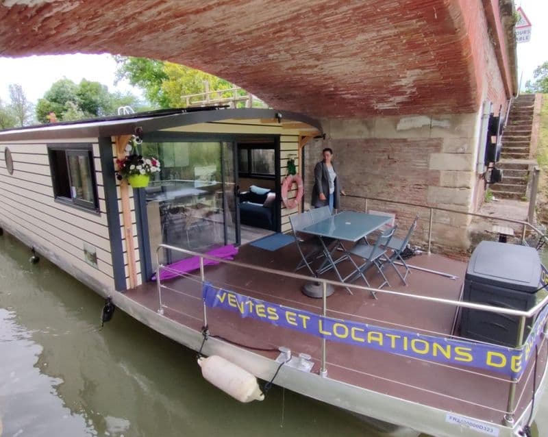 Billet Location de bateau - bateaux pour la planéte COCHE SOLAIRE (Barge)