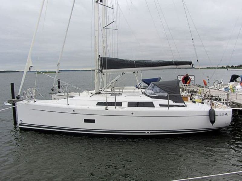 Hanse 348 (Sailboat)