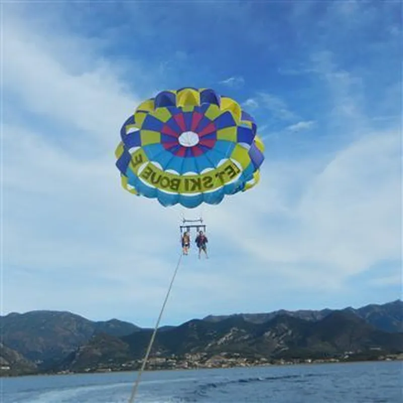 Parachute Ascensionnel à Saint-Florent