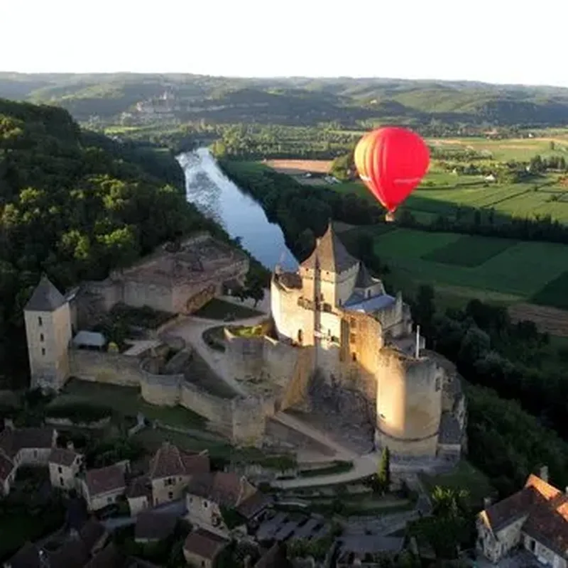 Week-end à Sarlat - Survol de la Dordogne en Montgolfière