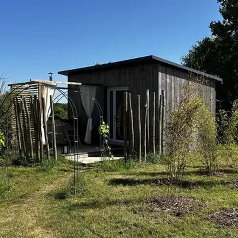 Nuit Insolite en Écolodge avec Spa Privatif près de Nantes