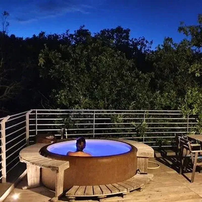 Billet Cabane sur Pilotis avec Spa Privatif près de Privas