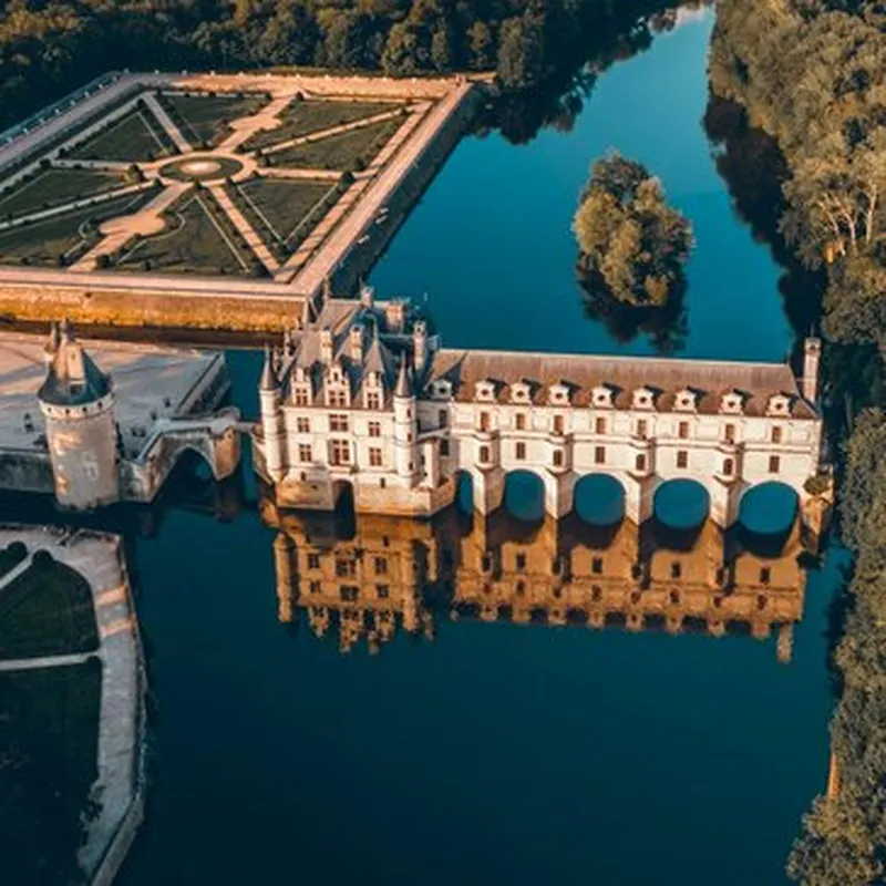 Baptême en Hélicoptère à Blois - Survol des Châteaux