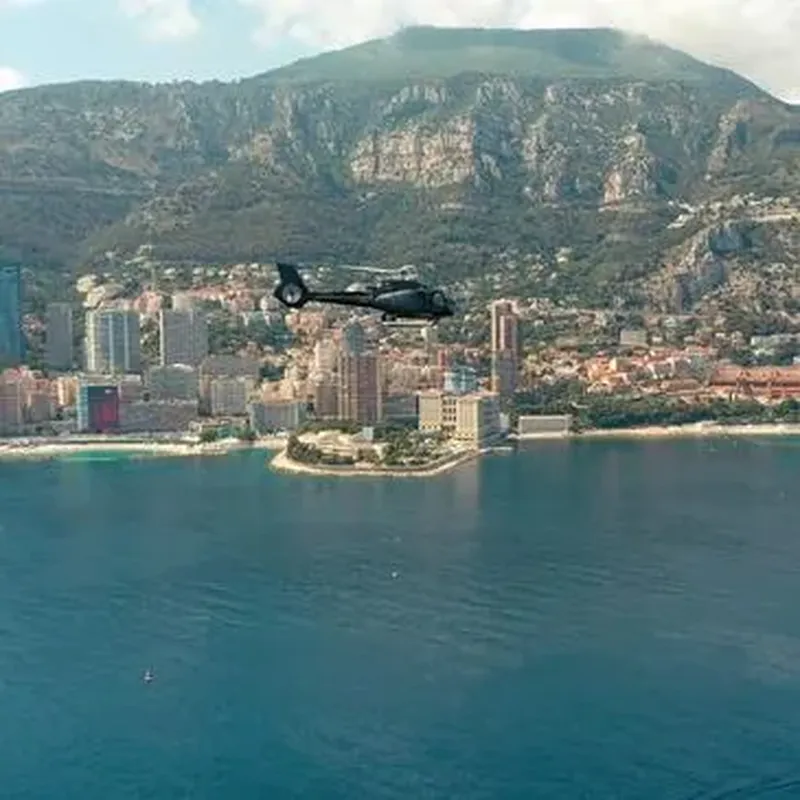Baptême en Hélicoptère à Monaco - Survol de Saint-Jean-Cap-Ferrat